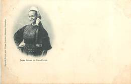 PIE-R-18-2124 : CARTE PRECURSEUR. PONT-L'ABBE. JEUNE FEMME EN COSTUME - Pont L'Abbe