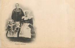 PIE-R-18-2151 : CARTE PRECURSEUR. FAMILLE D'ELLIANT EN COSTUME - Elliant