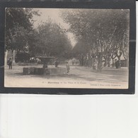 84 MONTEUX - La Place Et Le Cours - Monteux