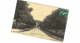 Carte Postale Ancienne De COLOMBEY LES BELLES- L'avenue De La Gare - Colombey Les Belles