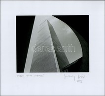 1983 Jankovszky György(1946-): New York, World Trade Center, Feliratozva, Aláírt, Pecséttel Jelzett, Kartonra Kasírozva, - Sonstige & Ohne Zuordnung