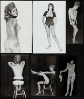 Cca 1970 Házibulin Jöttek össze, Szolidan Erotikus Felvételek, 13 Db Vintage Fotó, 18x11,5 Cm és 13x7,5 Cm Között - Altri & Non Classificati