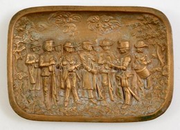 Cca 1900 Toborzási Jelenetet ábrázoló Bronz Tálka. / Recruiting. Bronze Tray. 10x10 Cm - Altri & Non Classificati