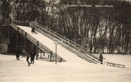 ** T1 Nyitra, Nitra; Téli Sport A Ródli Pályán Szánkózókkal / Winter Sport, Sleigh Track. Photo - Non Classificati