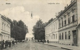 T2/T3 Sziszek, Sisak; Ladjarska Ulica / Ladja Utca, Vasútállomás Az Utca Végén, Speljak Vendégl?je / Street View With Re - Non Classificati