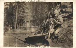 * T2/T3 Els? Világháborús Osztrák-magyar Katonai Tábor. Orosz Hadifogoly Otthoni Levelet Olvas / WWI K.u.K. Military Cam - Non Classificati