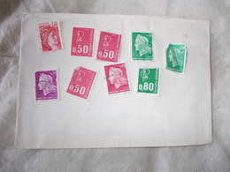 Petit Lot De Timbres Divers - Mezclas (max 999 Sellos)