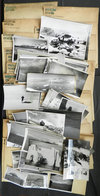 76 ANTARCTICA: Lot Of 179 Photos, Several Newspaper Clippings And Maps: British Invasion - Sonstige & Ohne Zuordnung