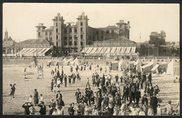 1617 URUGUAY: MONTEVIDEO: People On The Beach, Parque Hotel, VF Quality - Uruguay