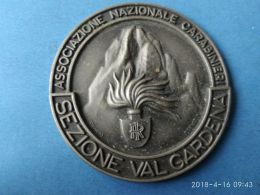 CARABINIERI E GRANATIERI  Associazione Nazionale  Carabinieri  Sezione Val Gardena - Italy