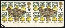 1977 Christmas 9p Variety Imperf In An UM Lower Marginal Horizontal Pair, Vertical Crease At Extreme Left And Light Bend - Other & Unclassified