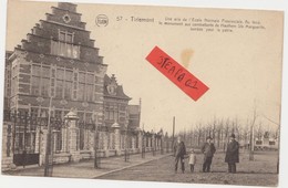 Tienen, Thienen, Tirlemont, Provinciale Normaalschool Met Op Achtergrond Oorlogsmonument, Collectors Item!! - Tienen