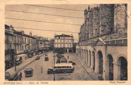 Delcampe - GERS  32  CONDOM   PLACE DE VERDUN - AUTOCAR - Condom