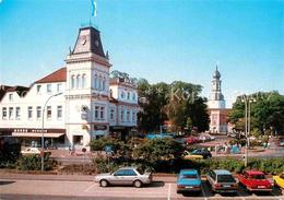 72856719 Jever Schlossplatz Mit Hof Von Oldenburg Heimatmuseum Jever - Jever