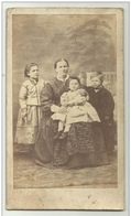 FOTO MAMMA CON FIGLI - FINE 800 -  FORMATO CM.10,5X6,5 - Alte (vor 1900)