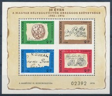 ** 1972 Bélyegnap Középen Vágott Blokk 'A Magyar Posta Ajándéka' (30.000) - Other & Unclassified