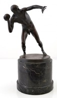 Reményi József (1887-1977): Súlylök?. Bronz, Jelzett, Márvány Talapzaton, M:23 Cm  (39 Cm) - Other & Unclassified