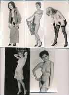 Cca 1971 Egy Kis Kényeztetés, Szolidan Erotikus Felvételek, 5 Db Vintage Fénykép + 3 Db Vintage Negatív, 15,5x8 Cm és 6x - Sonstige & Ohne Zuordnung