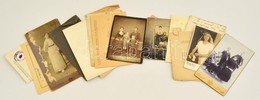 Cca 1900-1960 Vegyes Papírrégiség Tétel, Közte Fotók, Igazolványok, Levelek - Ohne Zuordnung