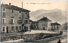 38 - VOREPPE -- Place Debelle Et Le Pont - Voreppe