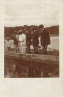 T2 1911 Királyháza, Koroleve; úriemberek Csónakban, Túlsó Oldalon Komp / Gentlemen In Boat, Ferry On The Other Side Of T - Zonder Classificatie