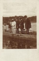 T2 1911 Királyháza, Koroleve; úriemberek Csónakban, Túlsó Oldalon Komp / Gentlemen In Boat, Ferry On The Other Side Of T - Ohne Zuordnung