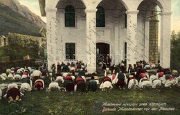 * T2/T3 Muslimani Klanjaju Pred Dzamijom / Betende Muselmänner Vor Der Moschee / Bosnian Folklore, Praying Muslim Men In - Ohne Zuordnung