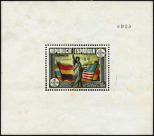 ** N°9 1938 Le Bloc Surchargé Aéro + 5 Pts, Signé Calves Imperfections De Gomme Au Verso - B - Sonstige & Ohne Zuordnung