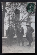 Carte Photo Militaire Soldats Français à Mortagne Sihuine, Orne. Médaille Fusil Guerre 1914-1918 WWI WW1 Caserne - Guerra 1914-18