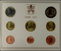 2210 1 Cent Bis 2 Euro, 2009, Euro-KMS, Papst Benedikt XVI., Im Originalfolder, Leicht Bestoßen, St.  St - Vatican