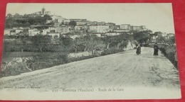 84 - Bonnieux - ( Vaucluse ) - Route De La Gare   ::: Animation  -------- 460 - Bonnieux