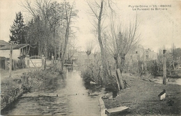 Delcampe - 63 - ISSOIRE - PUY DE DOME - LE RUISSEAU DE BARRIERE - VOIR SCANS - Issoire