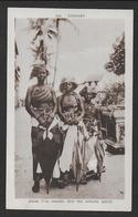 Guinée - CONAKRY - Jeunes Filles Excisées Dans Leur Costume Spécial - French Guinea