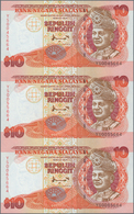 01995 Malaysia: Set Of 2 Uncut Sheets Of 3 Notes Each 10 Ringgit ND P. 38 And 10 Ringgitt ND P. 42, In Ori - Malasia