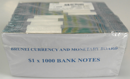 02734 Brunei: Original Brick With 1000 Banknotes Of The 1 Ringgit 2008, P.22c Packed In 10 Bundles Of 100 - Brunei