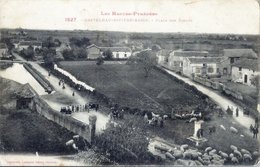 D65 HAUTES PYRENEES: CASTELNAU-RIVIERE-BASSE < Vue Animée De LA PLACE DES ECOLES - Castelnau Riviere Basse