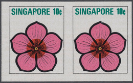 07777 Singapur: 1973, FLOWERS AND FRUIT - 1 Item; Imperforated Horizontal Pair For The 10c Design ''Vinca R - Singapour (...-1959)