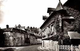 ACQUIGNY  MAISON DU XV SIECLE - Acquigny