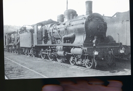 LOCOMOTIVES DE FRANCE - Stations - Met Treinen