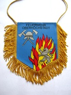 PETIT FANION BI FACE DES SAPEURS POMPIERS ALLEMAGNE TRES BON ETAT - Pompiers