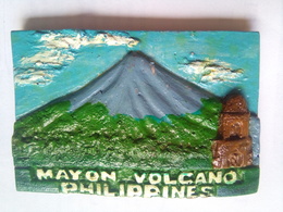 Philippines Mayon Volcano - Tourism