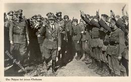 Hitler Bei Seinen Soldaten Foto-Karte I-II - Guerra 1939-45
