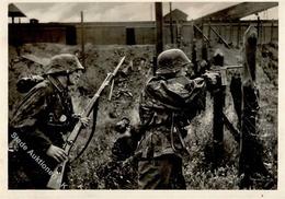 SS WK II Waffen SS Besetzung Eines Bahnhofs Bajonett Pistole Foto AK I-II - War 1939-45