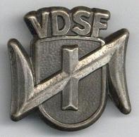 WK II Anstecknadel Verein Deutscher Sport Fischer (VDSF) I-II - Guerre 1939-45