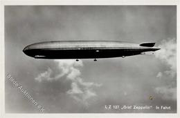 Zeppelin LZ 127 Graf Zeppelin In Fahrt Foto AK I-II (kl. Fleck) Dirigeable - Zeppeline