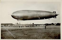 Zeppelin WK II Graf Zeppelin Landung Foto AK I-II Dirigeable - Airships