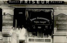 Berlin Kreuzberg (1000) Friseur Paul Kupplich Gneisenaustrasse 55 Foto-AK I- - War 1914-18