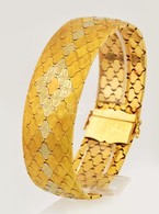 Többszín? Fehér és Sárga Arany 18K Arany Karköt?. Jelzett, B?r Tokkal.  / 18 C Massive Gold Bracelet With Leather Case 6 - Other & Unclassified
