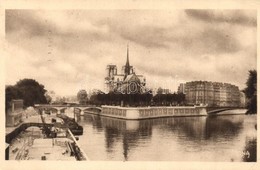 T2/T3 Paris, Notre Dame (from Postcard Booklet) (EK) - Unclassified