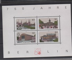 LOT 682 - BERLIN  BF  N° 8 ** - ANNIVERSAIRE BERLIN : ARCHITECTURE - Monuments